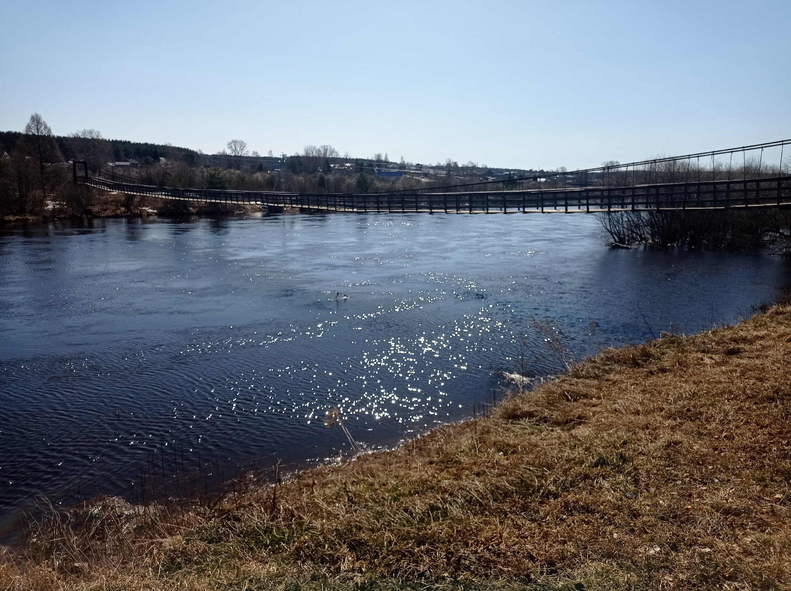 Контроль за уровнем воды в река Вага.