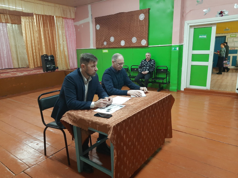 15 февраля прошла встреча Главы Верховажского муниципального округа с жителями п. Феклухи, Ногинской и Нижне-Кулоя.. 15 февраля прошла встреча Главы Верховажского муниципального округа с жителями п. Феклухи, Ногинской и Нижне-Кулоя..