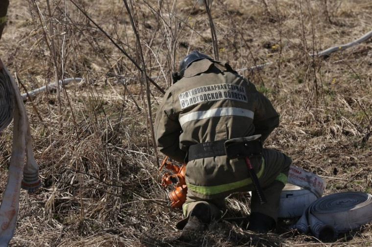 В Вологодской области стартовал пожароопасный сезон. В Вологодской области стартовал пожароопасный сезон.