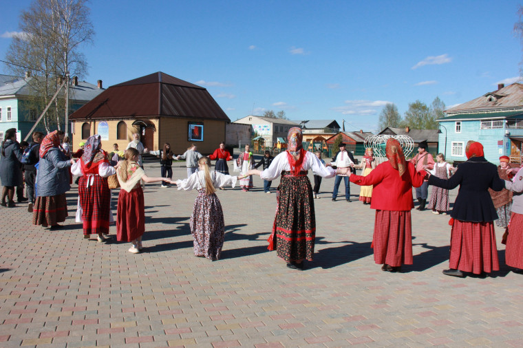 Николин день в Верховажье.