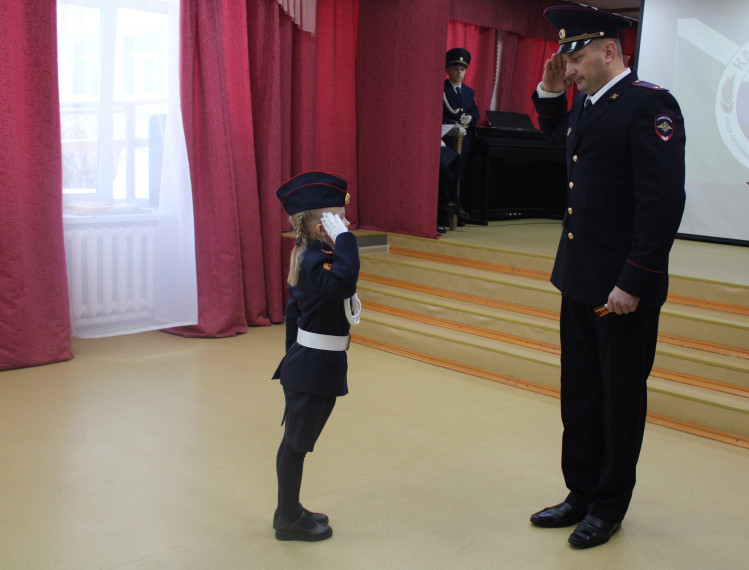 Сегодня в Верховажской средней школе им. Я.Я. Кремлева состоялась торжественная церемония вступления в кадеты..